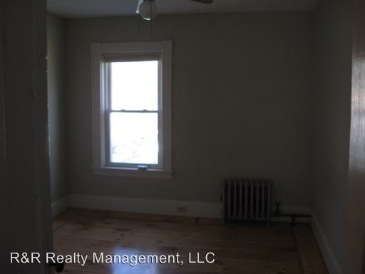 Building Photo - 34 Pine St