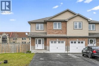 Building Photo - 98 MacNeil Ct