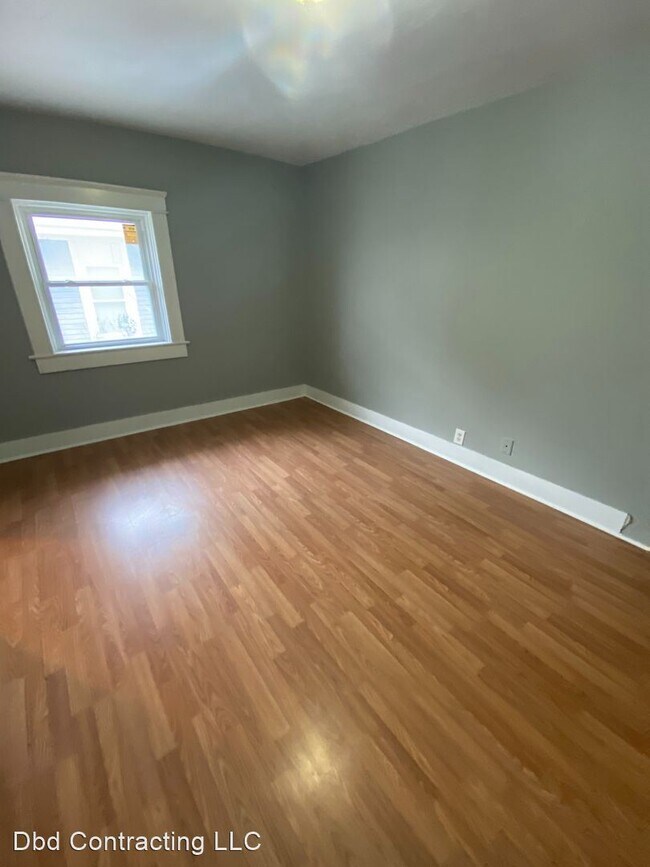 Building Photo - 3 br, 1 bath House - 1221 Scott Ave