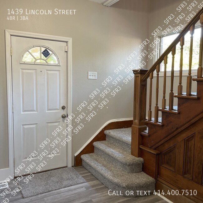 Building Photo - MUST SEE! Incredible updated 4 bedroom hom...