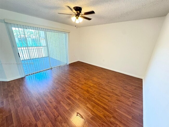 Building Photo - 16203 Glenmoor Dr
