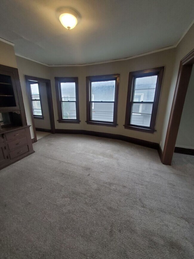 Foto del edificio - 3256-3258 N 17th St. (Duplex)