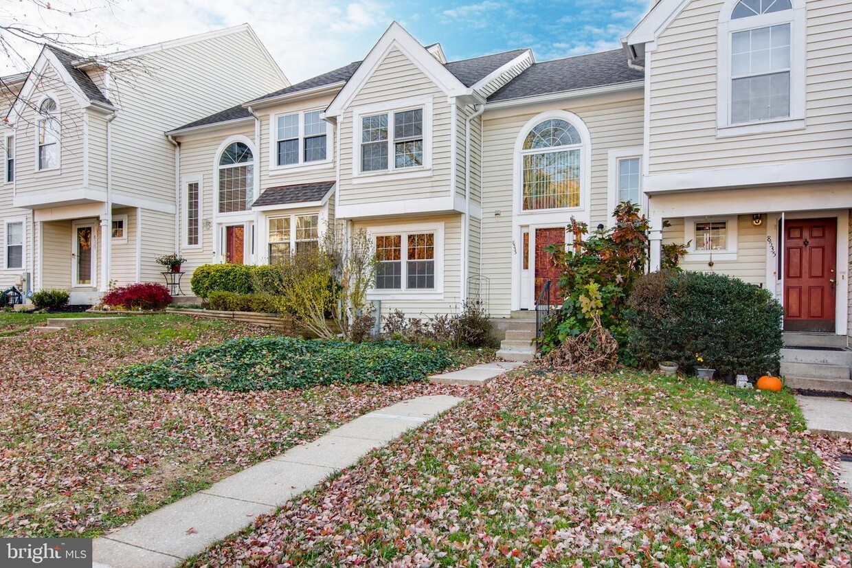 Primary Photo - 8533 Harvest View Ct