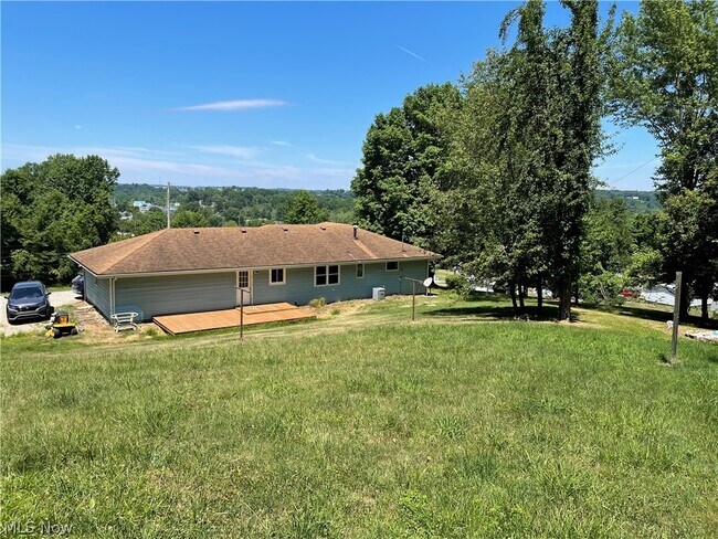 Foto del edificio - 62910 Dunning Ln