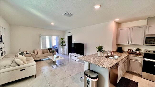 Building Photo - 7075 Cattle Egret Dr