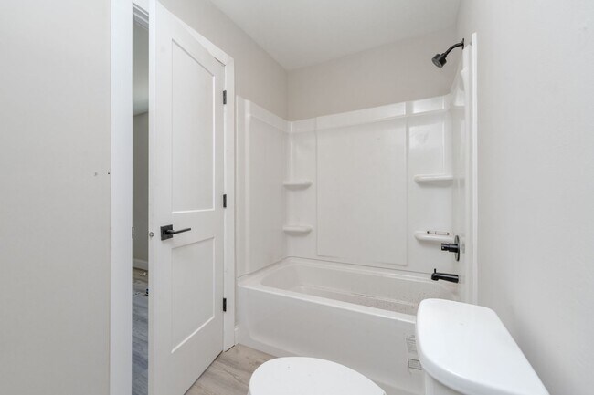 Foto del edificio - 7725 Timbercreek Ct