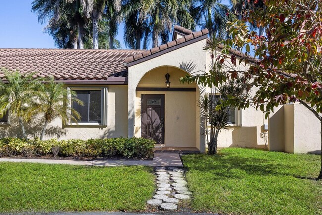 Foto del edificio - 2925 Azalea Dr