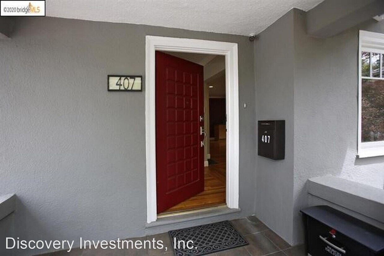 Primary Photo - 3 br, 3 bath House - 407 Moraga Avenue