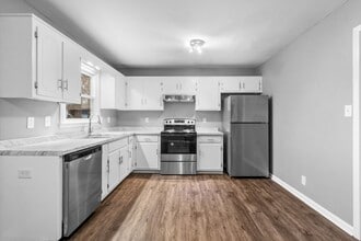 Building Photo - 591 Garnet Dr