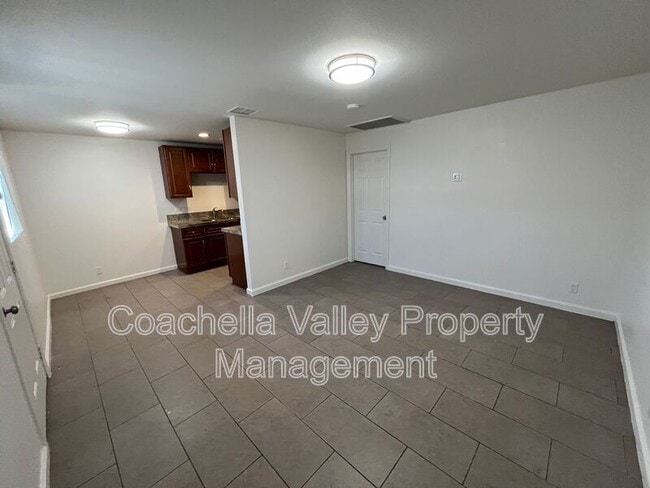 Building Photo - 85191 Bagdad Ave