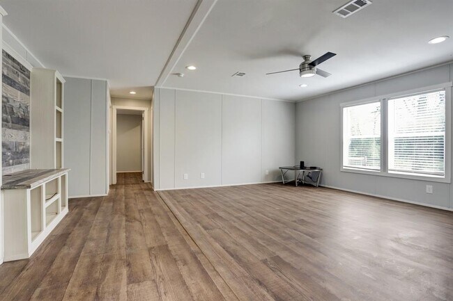 Foto del edificio - 1021 Ramsey Rd