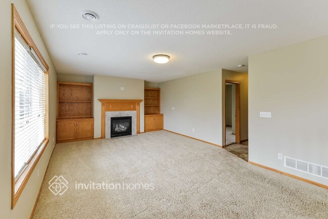 Foto del edificio - 10128 45th Pl NE