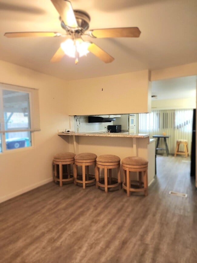 Building Photo - 69470 Midpark Dr
