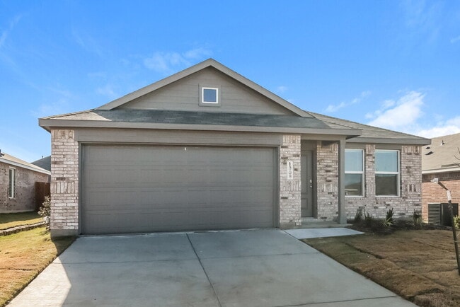 Building Photo - 1808 Javelina St