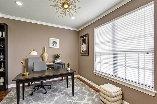 Building Photo - 408 Island Oak Dr