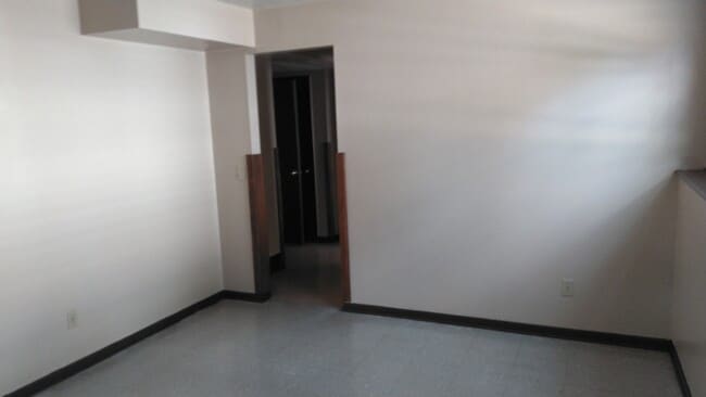 Bedroom - 562 Stoddard Ave