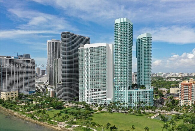 Foto del edificio - 1900 N Bayshore Dr