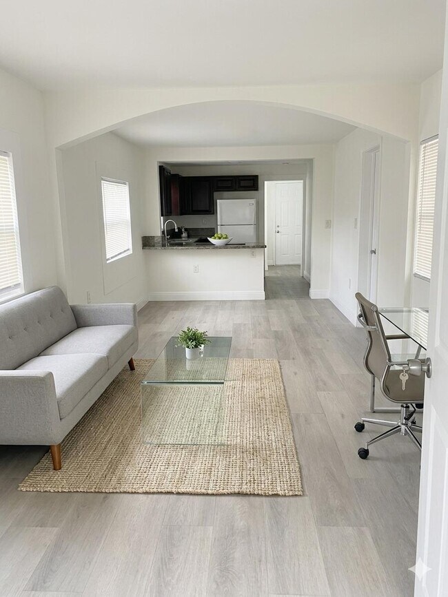 Foto del edificio - 1527 NW 63rd St