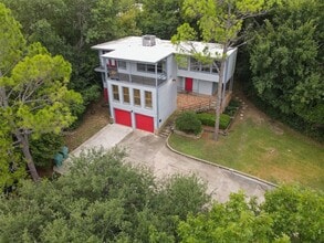 Building Photo - 520 Kessler Blvd