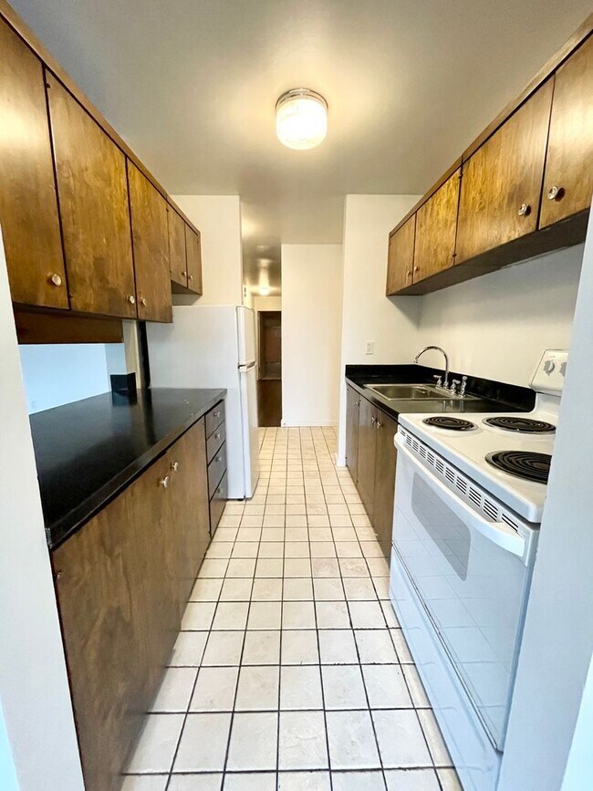 Bayview Apartments Apartments in Seattle, WA