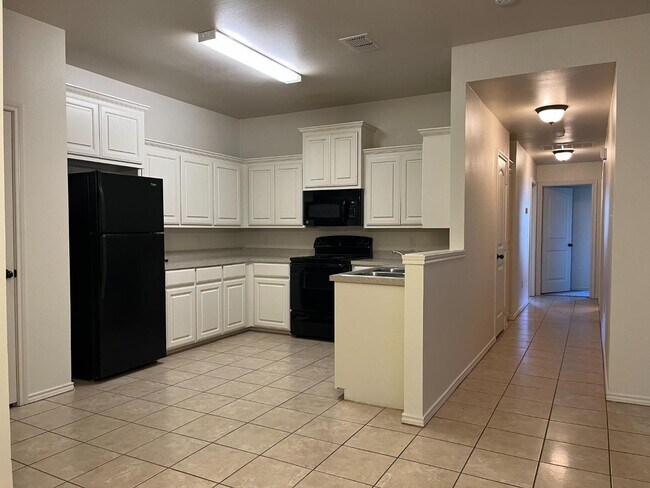 Foto del edificio - 6706 Oakridge Ave