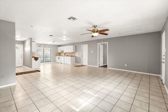 Foto del edificio - 25706 Glen Loch Dr