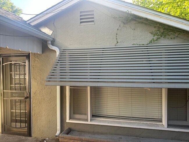 Foto del edificio - 518 - 520 Sycamore Ave.