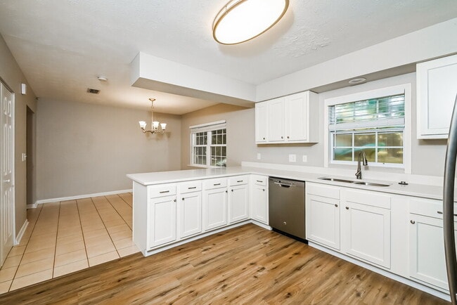 Building Photo - 7119 Lauder Pl