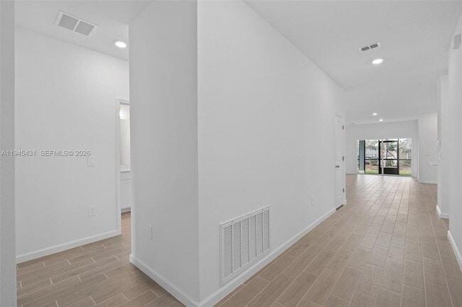 Foto del edificio - 8934 SW 69th Ter