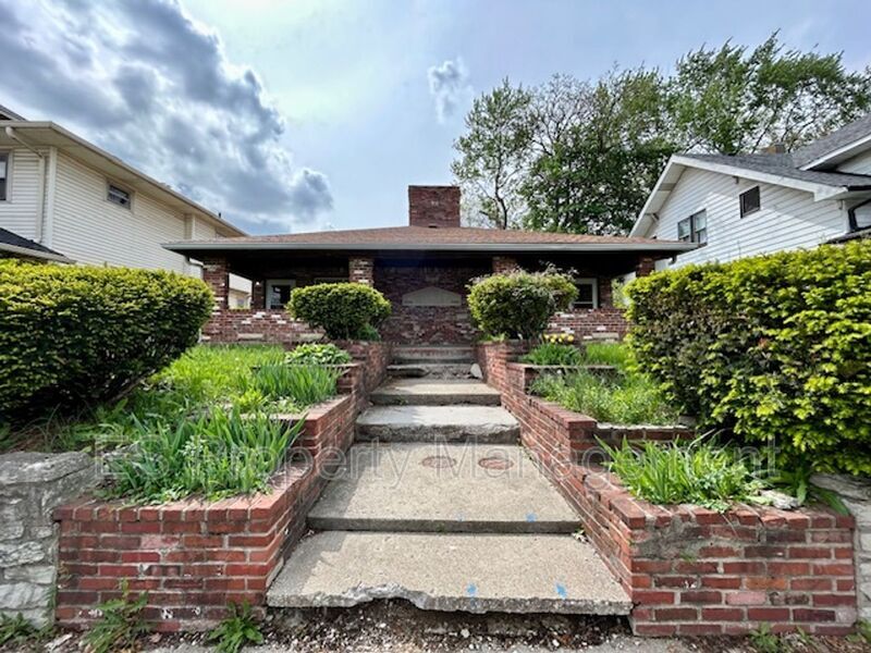 Foto principal - 2354-2356 Shelby St