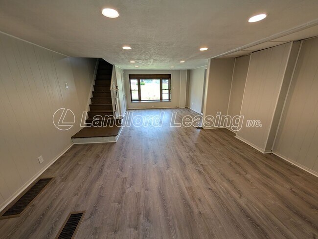 Foto del edificio - Beautifully Updated Amherst Rental with Large Living Spaces