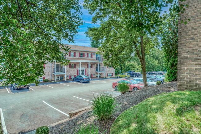 Building Photo - Toll House Apartments