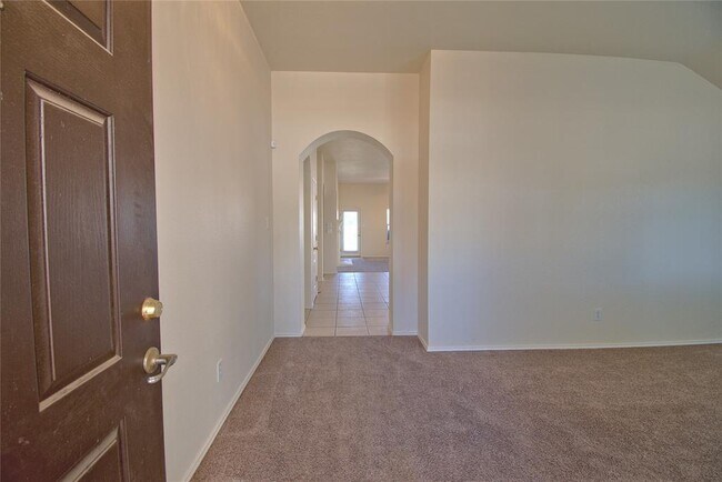 Foto del edificio - 123 Aguilar Dr