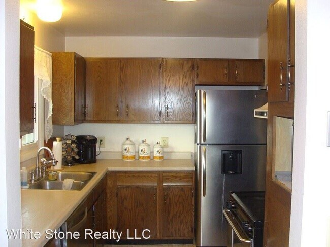 Building Photo - 3 br, 2 bath House - 1206 Rangeview Avenue