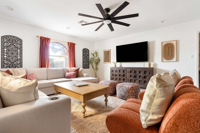 Foto del edificio - 6235 E Thunderbird Rd