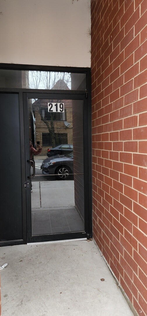 Foto del edificio - 219 W 23rd St