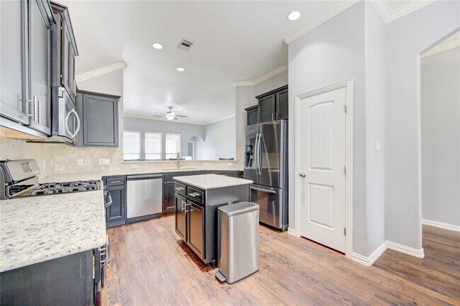 Foto del edificio - 1535 Bluestone Edge Ln