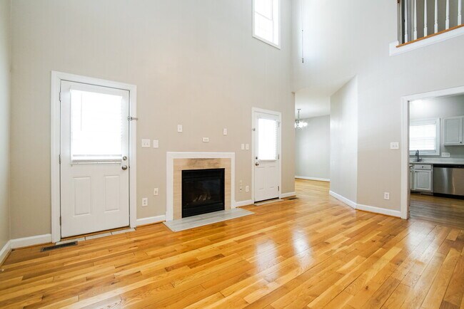 Foto del edificio - 2012 Winston Diamond Ct