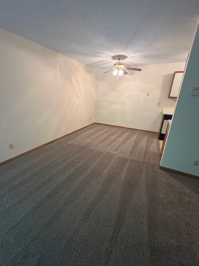 Foto del edificio - Shorewood Place Apartments