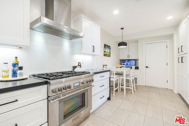 Building Photo - 1666 Michael Ln