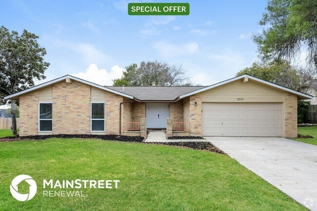 Building Photo - 9501 Chelmsford Dr
