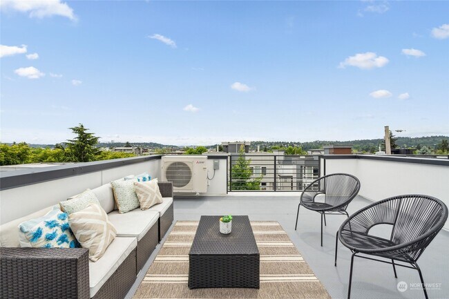 Foto del edificio - 2410 NW 64th St