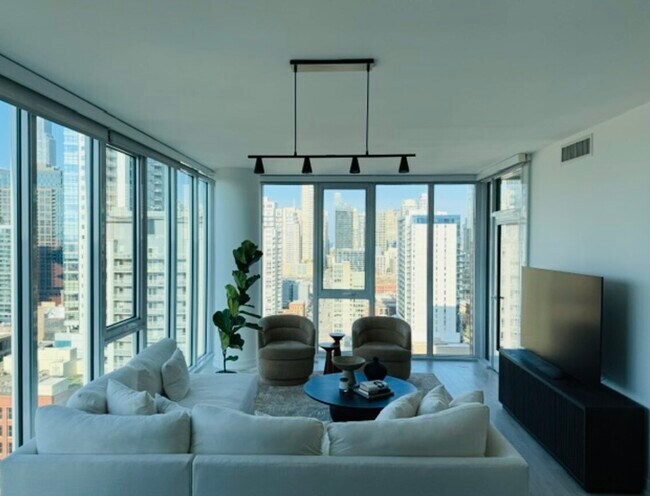 Foto del edificio - 369 W Grand Ave