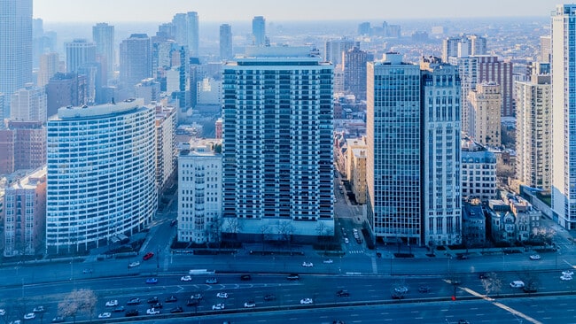 Building Photo - 1212 N Lake Shore Dr