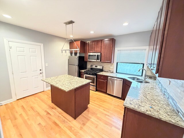 Building Photo - 4204 N Melvina Ave