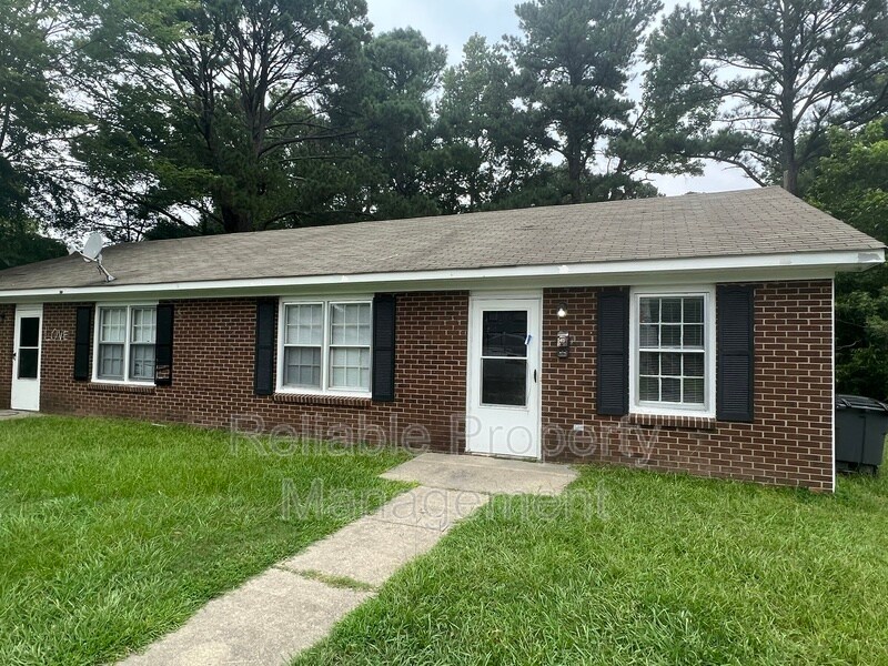 Primary Photo - 505 E Elizabeth St
