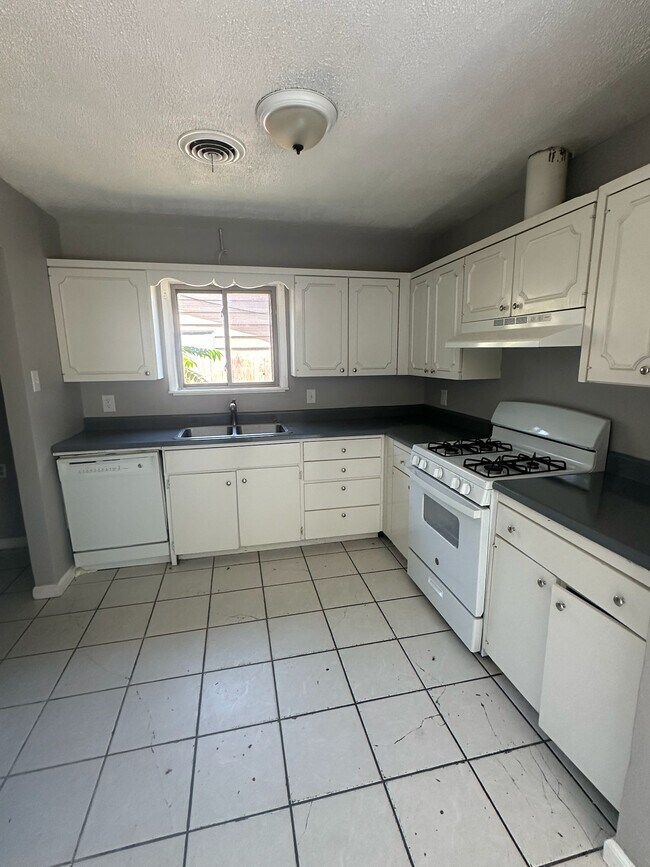 Foto del edificio - 3108 Magnolia St