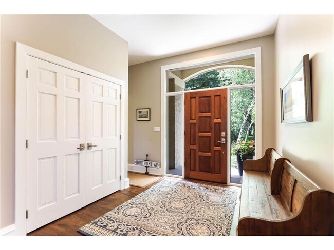 Foto del edificio - 3825 Northome Ave