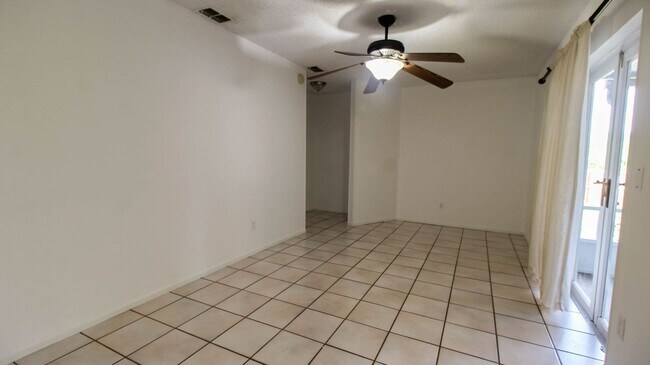 Foto del edificio - 1201 Springview Run