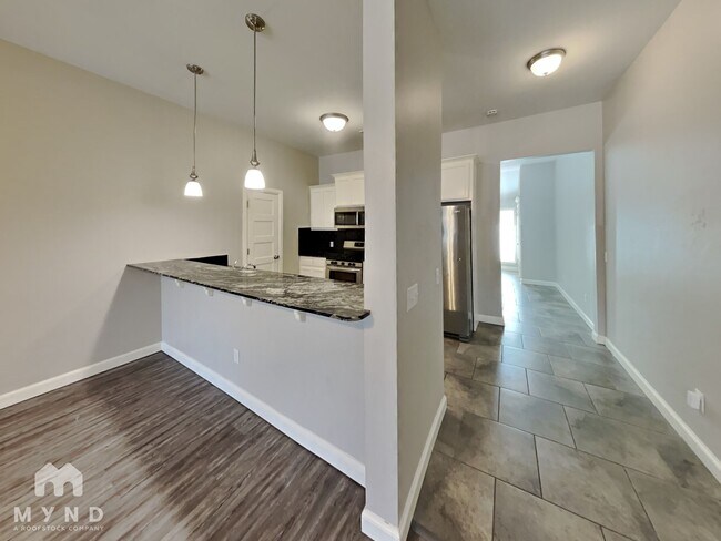 Building Photo - 1019 Merlin Dr